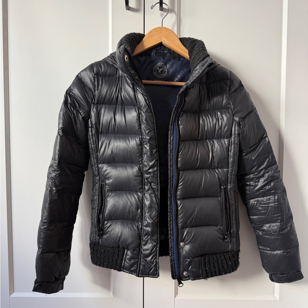 American Eagle Outfitters Black Puffer Jacket